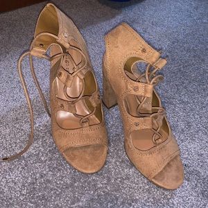 Brown/ light brown heels, size 7 1/2, never worn